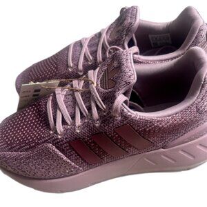 Adidas Women's Swift Run 22 Sneakers